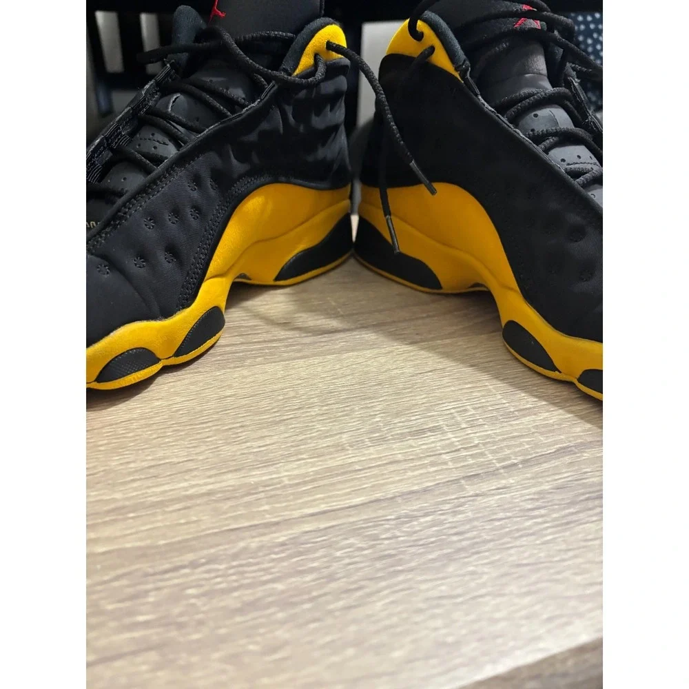Nike Air Jordan 13 Melo Youth Size 7Y 884129-035 Black Yellow Shoes